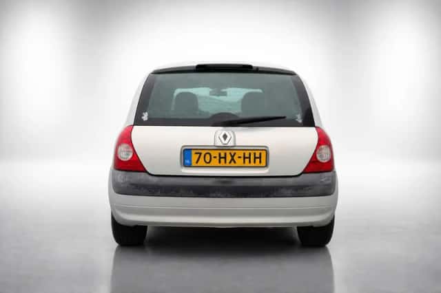 Renault Clio (2002) thumbnail 6