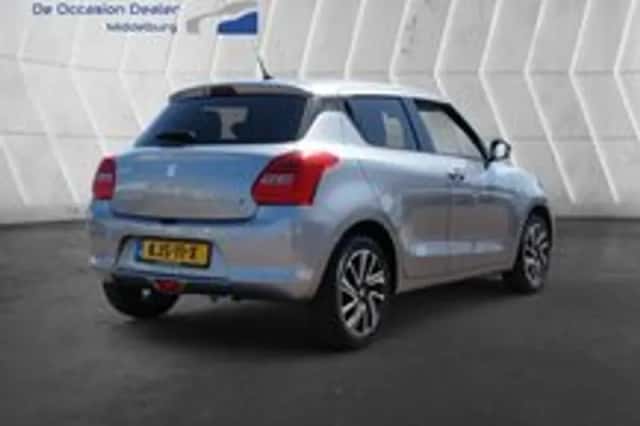 Suzuki Swift (2023) thumbnail 5