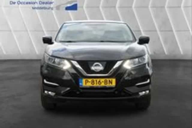 Nissan Qashqai (2017) thumbnail 3