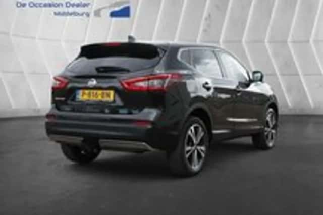 Nissan Qashqai (2017) thumbnail 5