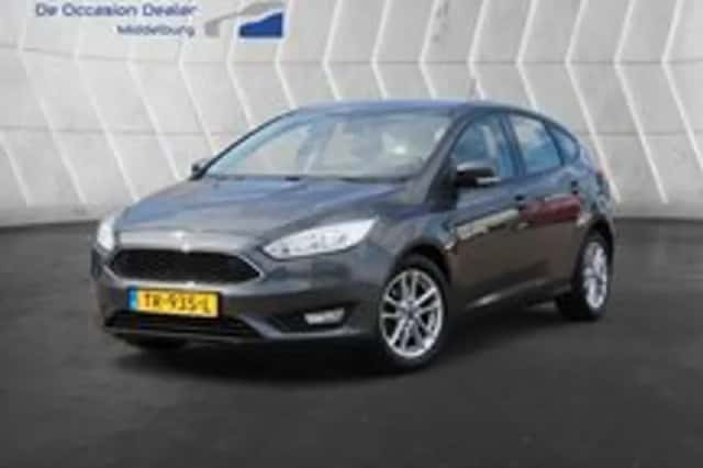 Ford Focus (2018) thumbnail 2