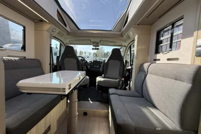 Adria Compact (2024) thumbnail 2