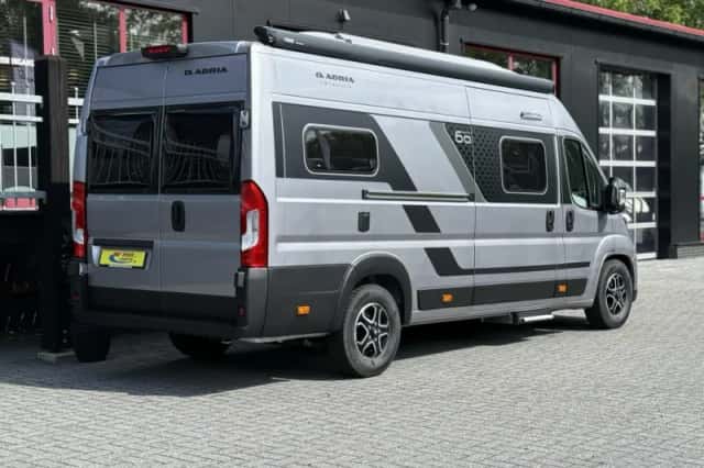 Adria Twin (2026) thumbnail 6