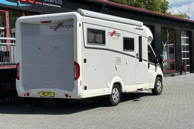 Carthago C-Tourer (2016) thumbnail 4