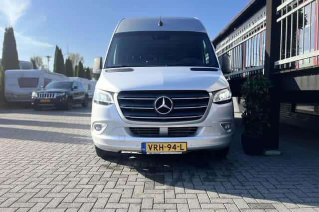 Mercedes-Benz Sprinter (2019) thumbnail 3