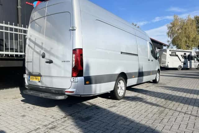 Mercedes-Benz Sprinter (2019) thumbnail 4