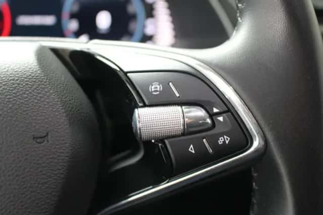 Škoda Superb (2022) thumbnail 17