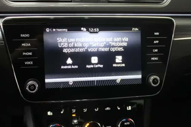Škoda Superb (2022) thumbnail 21