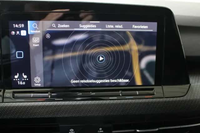 Volkswagen Golf (2021) thumbnail 19