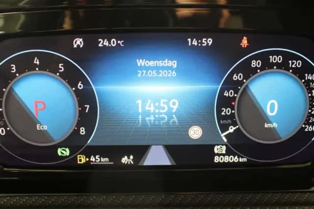 Volkswagen Golf (2021) thumbnail 3