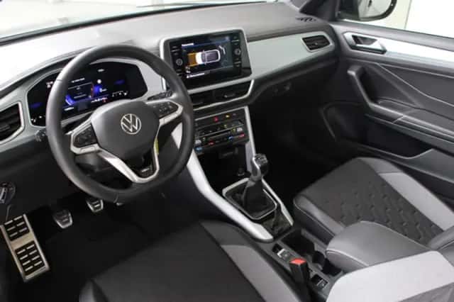 Volkswagen T-Roc (2025) thumbnail 12