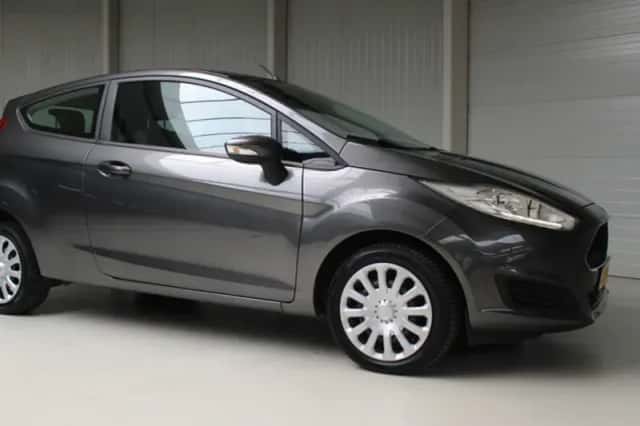 Ford Fiesta (2016) thumbnail 4