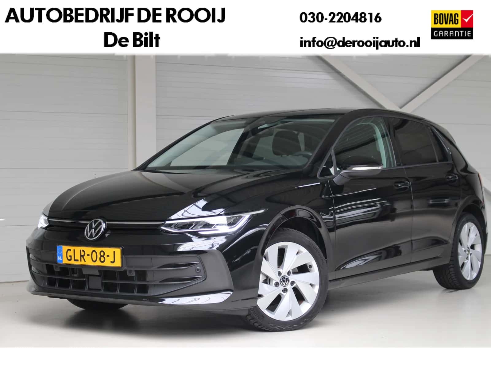Volkswagen Golf (2024) — foto 1