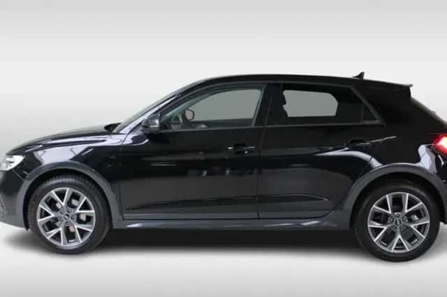 Audi A1 (2021) thumbnail 3