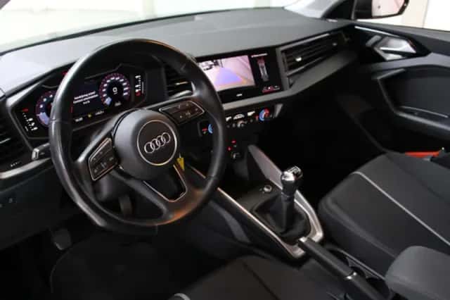 Audi A1 (2021) thumbnail 9