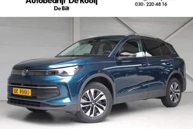 Volkswagen Tiguan (2024) thumbnail 2
