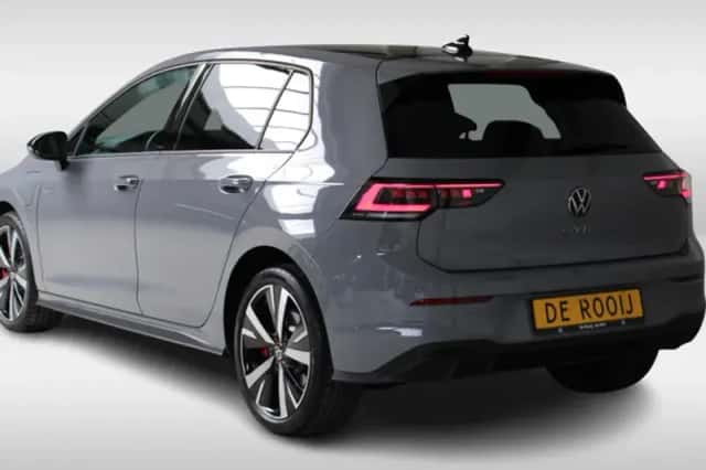 Volkswagen Golf (2025) thumbnail 4