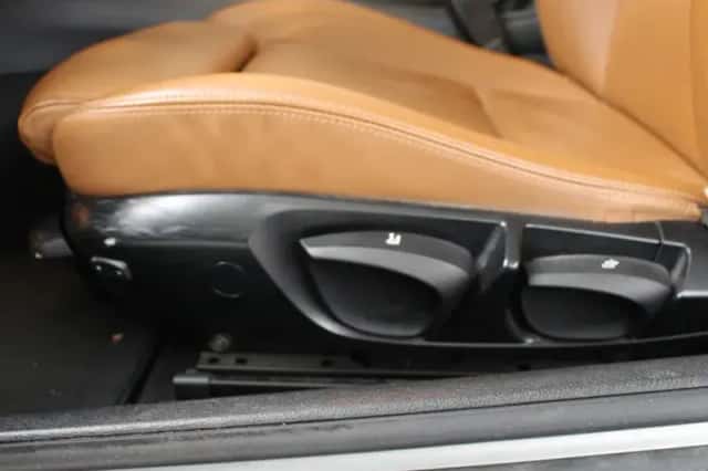 BMW 1-Serie (2011) thumbnail 17