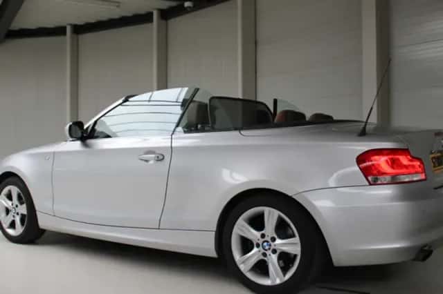 BMW 1-Serie (2011) thumbnail 8