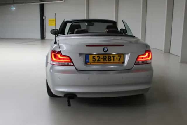 BMW 1-Serie (2011) thumbnail 9