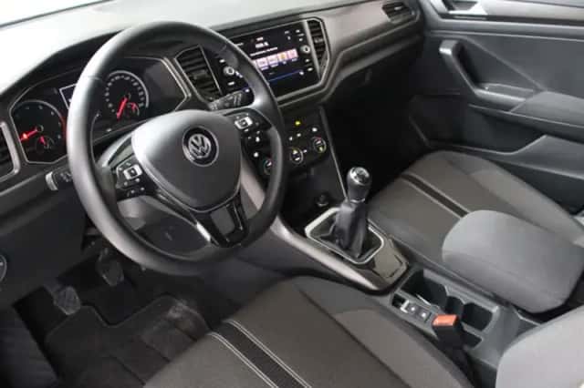 Volkswagen T-Roc (2020) thumbnail 11