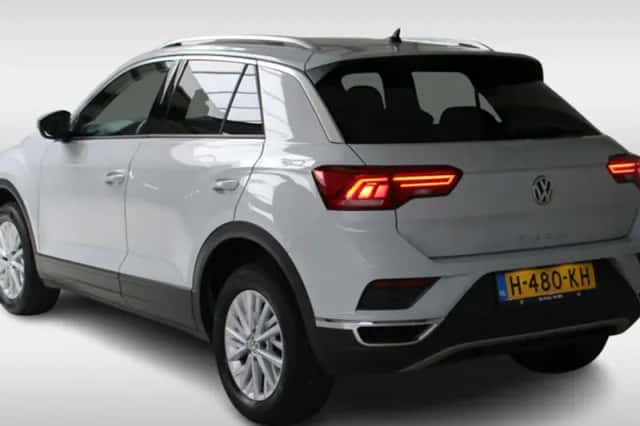 Volkswagen T-Roc (2020) thumbnail 4