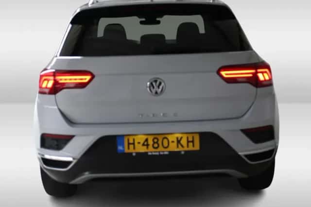 Volkswagen T-Roc (2020) thumbnail 5