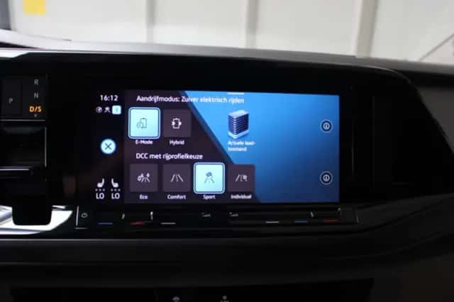 Volkswagen Multivan (2022) thumbnail 20