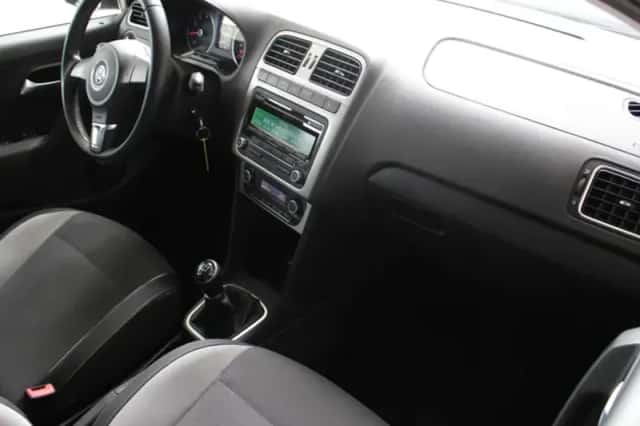 Volkswagen Polo (2014) thumbnail 6