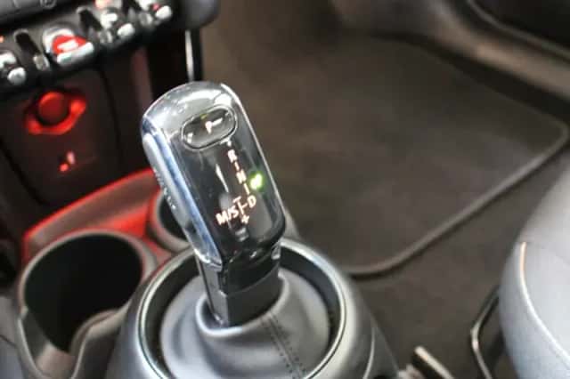 MINI Cooper (2024) thumbnail 19