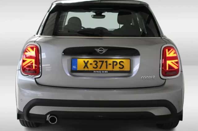 MINI Cooper (2024) thumbnail 5
