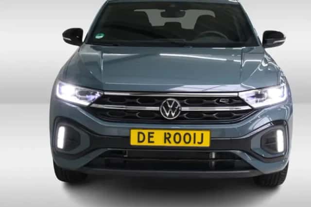 Volkswagen T-Roc (2025) thumbnail 5