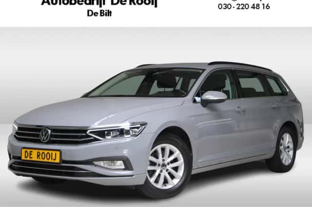 Volkswagen Passat (2023) thumbnail 1