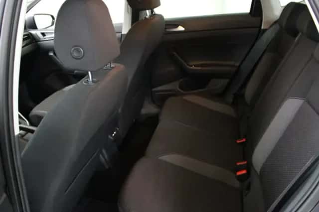 Volkswagen Polo (2021) thumbnail 10