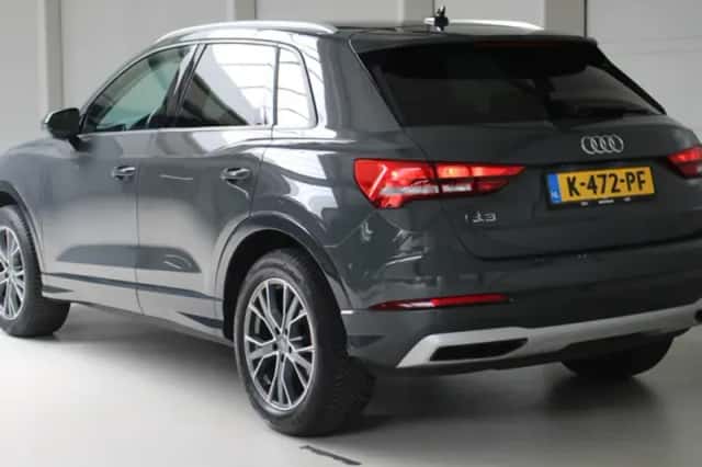 Audi Q3 (2020) thumbnail 4