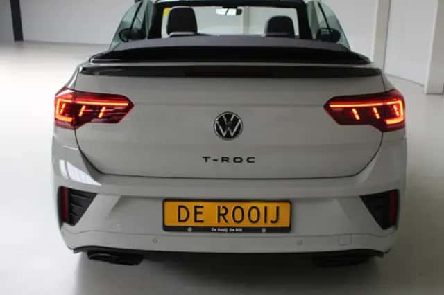 Volkswagen T-Roc (2025) thumbnail 5