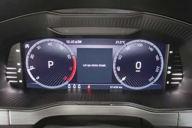 Škoda Superb (2023) thumbnail 16
