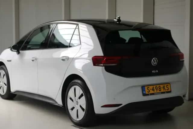 Volkswagen ID.3 (2023) thumbnail 4