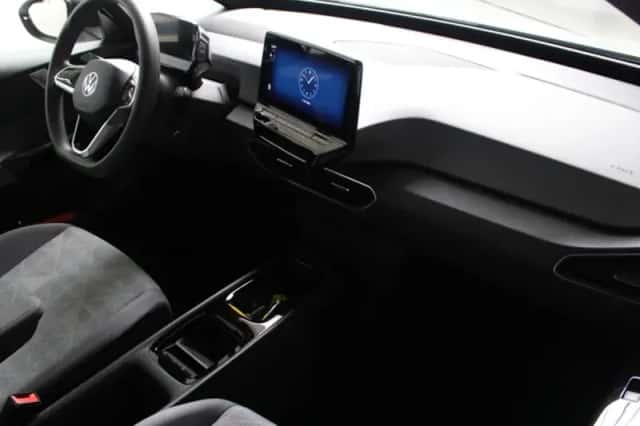 Volkswagen ID.3 (2023) thumbnail 6
