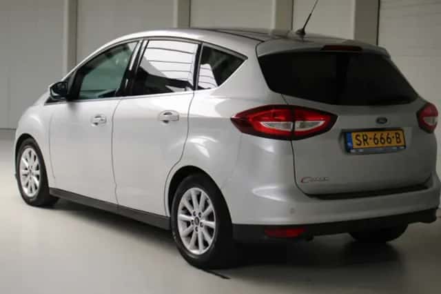 Ford C-Max (2017) thumbnail 4