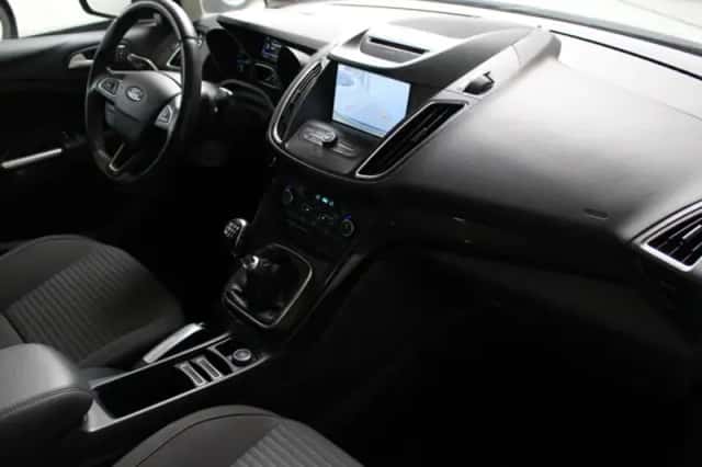 Ford C-Max (2017) thumbnail 5
