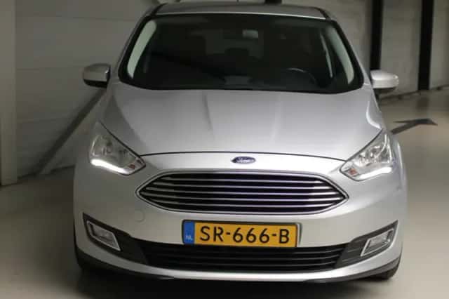Ford C-Max (2017) thumbnail 6