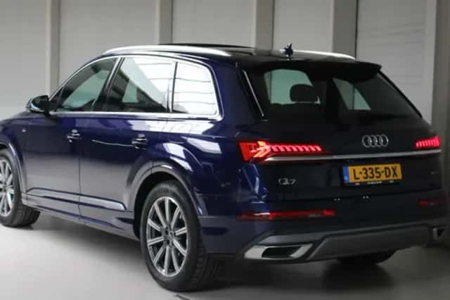 Audi Q7 (2021) thumbnail 5