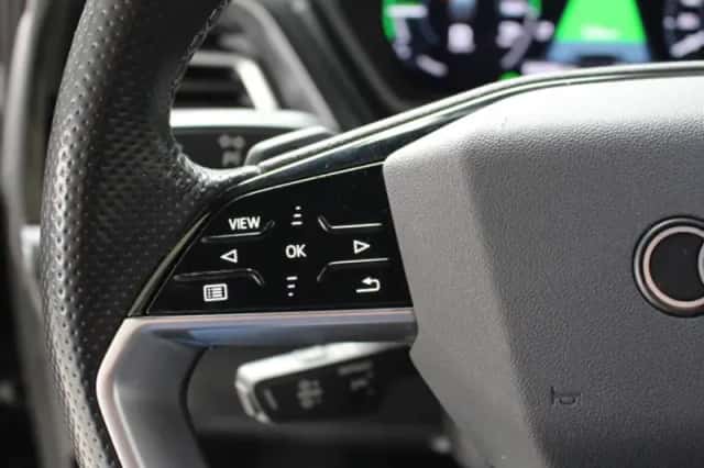 Audi Q4 (2022) thumbnail 20