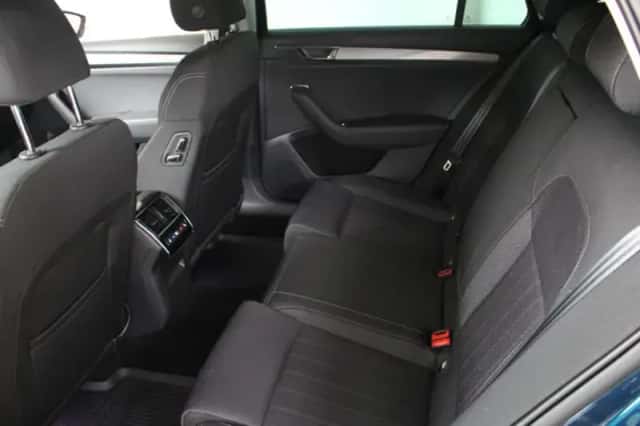 Škoda Superb (2025) thumbnail 11