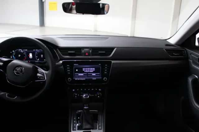 Škoda Superb (2025) thumbnail 13