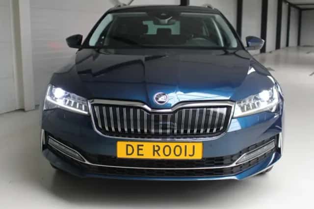 Škoda Superb (2025) thumbnail 10