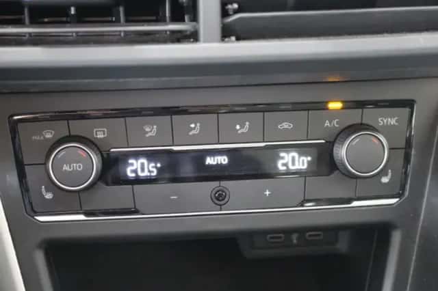 Volkswagen Polo (2021) thumbnail 18
