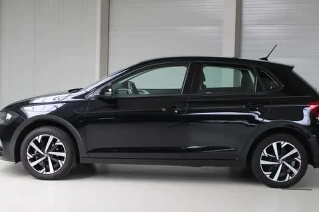 Volkswagen Polo (2021) thumbnail 3