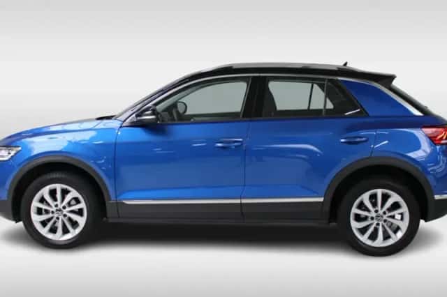 Volkswagen T-Roc (2022) thumbnail 3